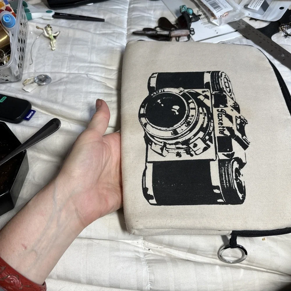 Paxette Camera Graphic Beige Zipper Closure Tech/Tablet Case